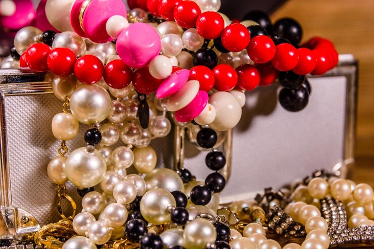 Stylish Balloon Decorations for Bridal Showers and Bachelorette Parties